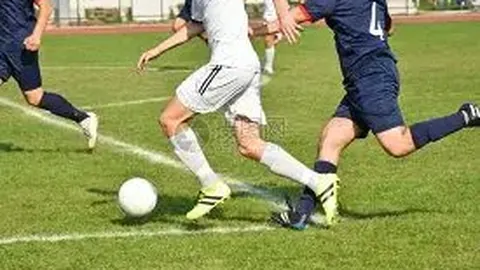 赵薇撤资多企业，事件进展引发关注！作品多平台被撤下