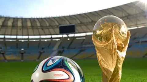 李璇揭秘：茹萨或迁往成都蓉城，周定洋留队前景成焦点！