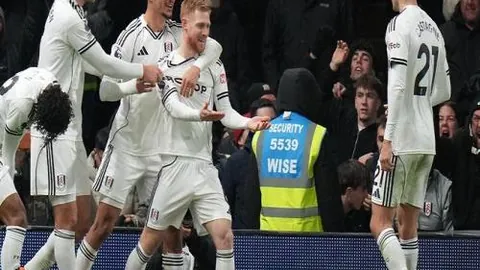 昨日欧战再传捷报！博洛尼亚维图斯与里昂胜利揭秘，独家解析带来惊喜瞬间！